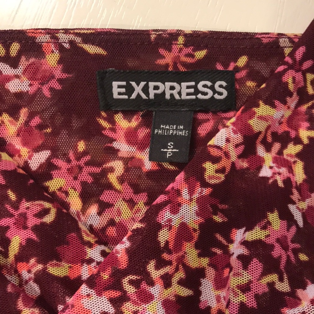 Express Tank Top - Picture 4 of 8